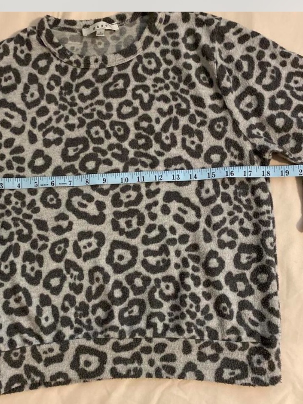 gaze Gray and Charcoal Leopard Crewneck Sweater